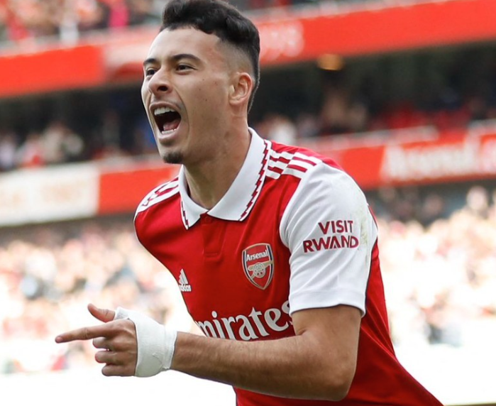 阿森纳球员暖心之举：探访病童，传递爱与力量